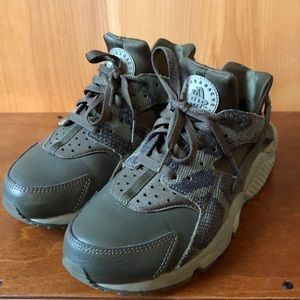 Nike Air Huarache, camouflage color